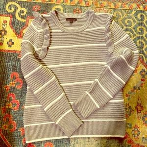 Banana Republic gray and white fringed sweater.